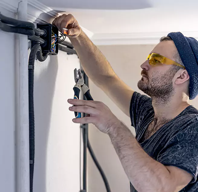 Why Sunrise, FL Homeowners Choose Sunrise Air Duct Cleaning Pro for HVAC UV Light Installation?